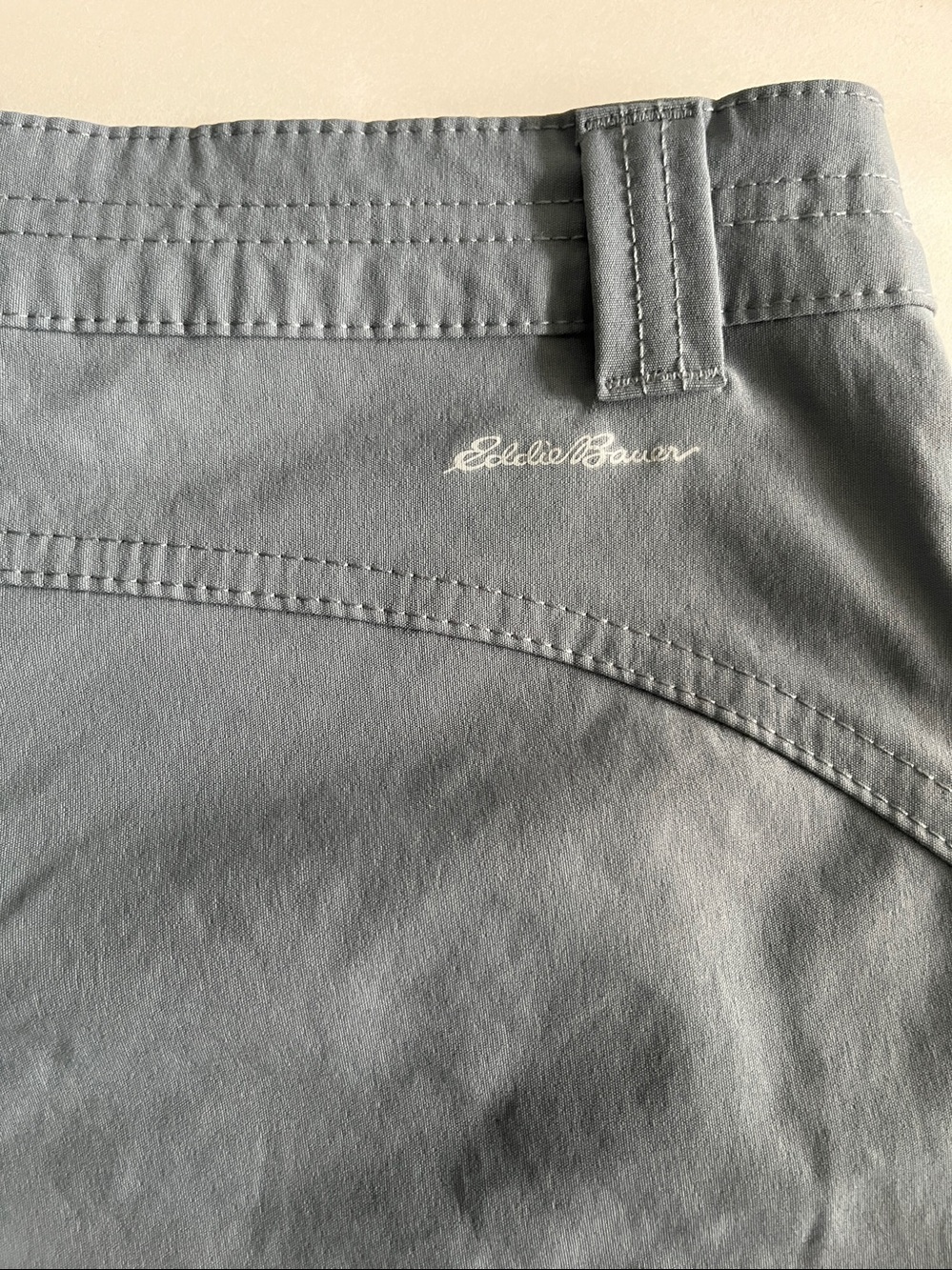 Eddie Bauer Women’s Grey Shorts size 12 - Picture 8 of 14